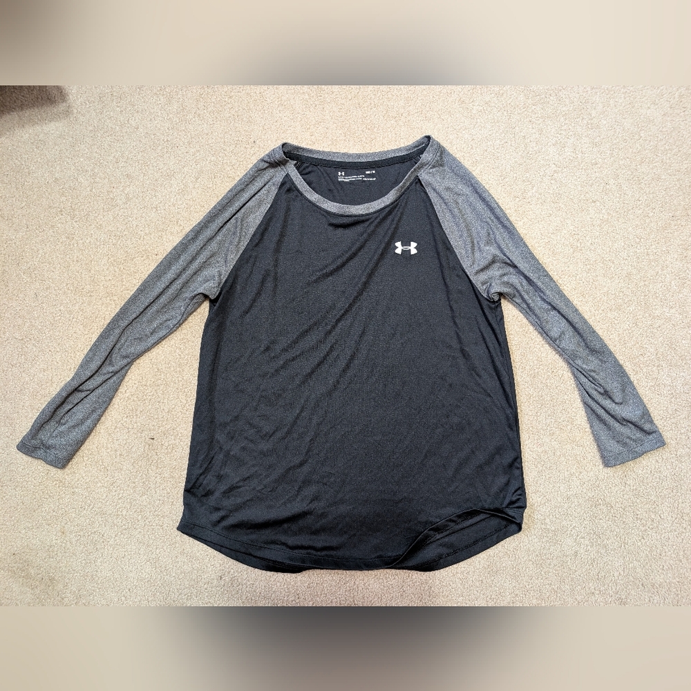 Under Armour Two-Tone Long Sleeve Tee